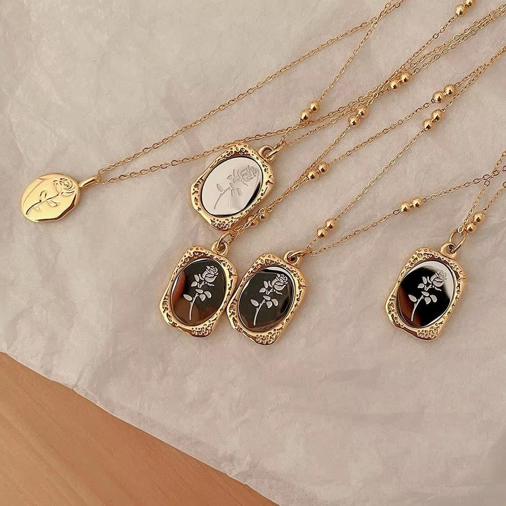 Romantic Vintage Flower Pendant Necklace