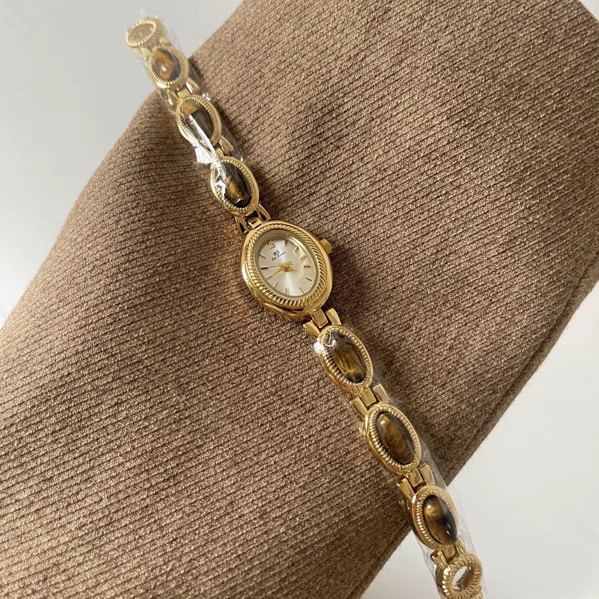 Elegant Jade Bracelet Watch