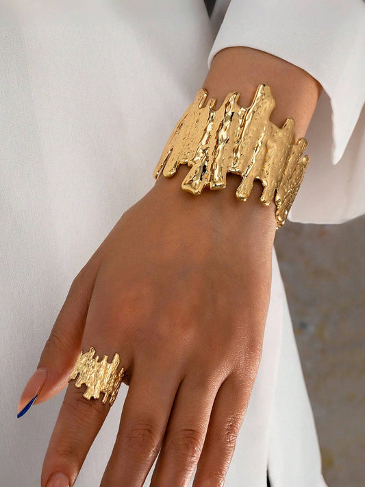 ✨ Vintage Bangle Set ✨